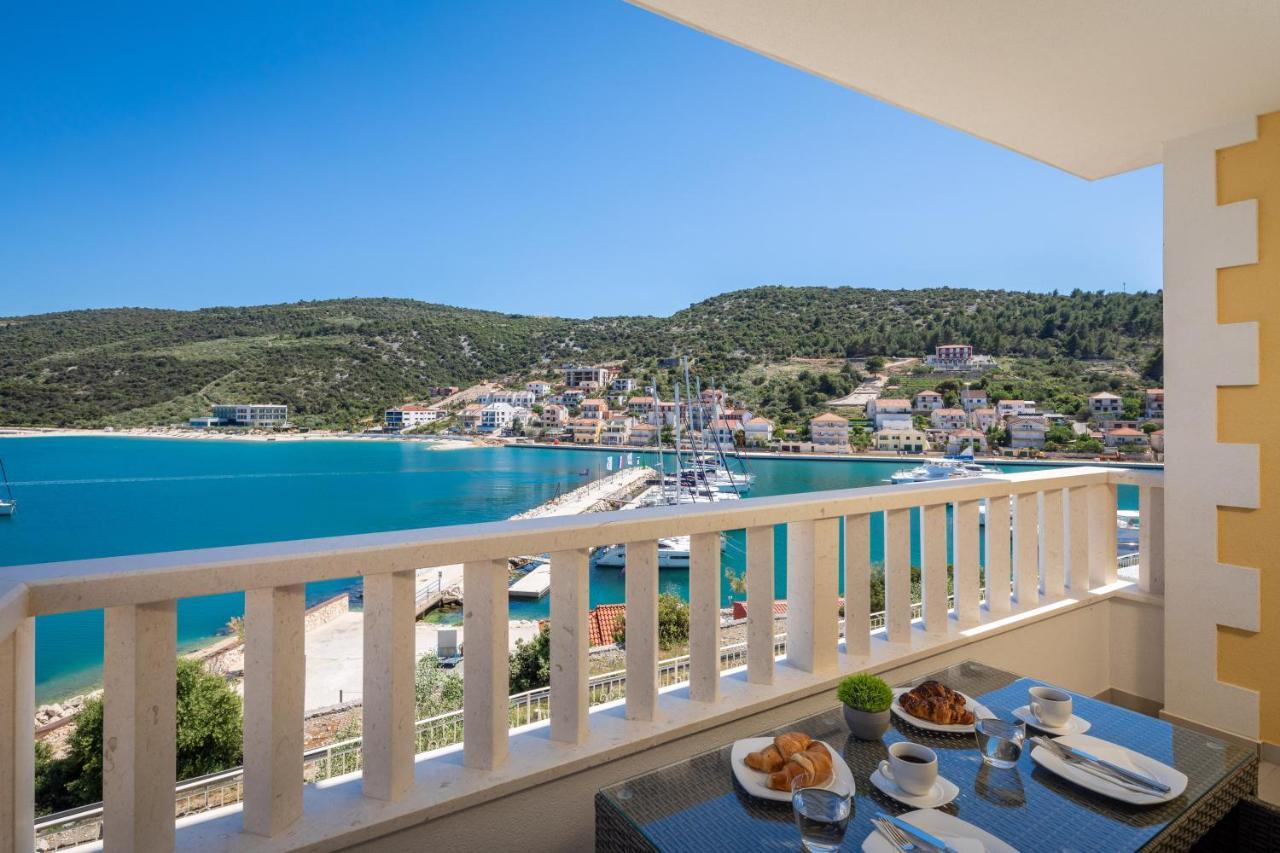 Apartments Villa Maracella Марина Экстерьер фото