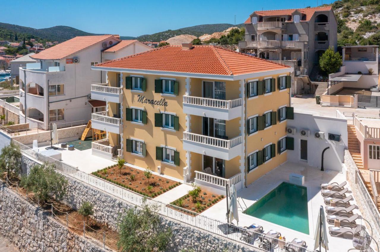 Apartments Villa Maracella Марина Экстерьер фото