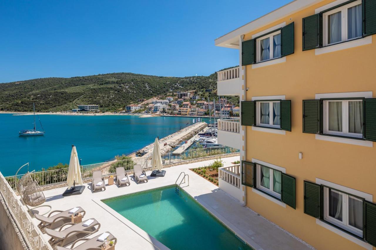 Apartments Villa Maracella Марина Экстерьер фото