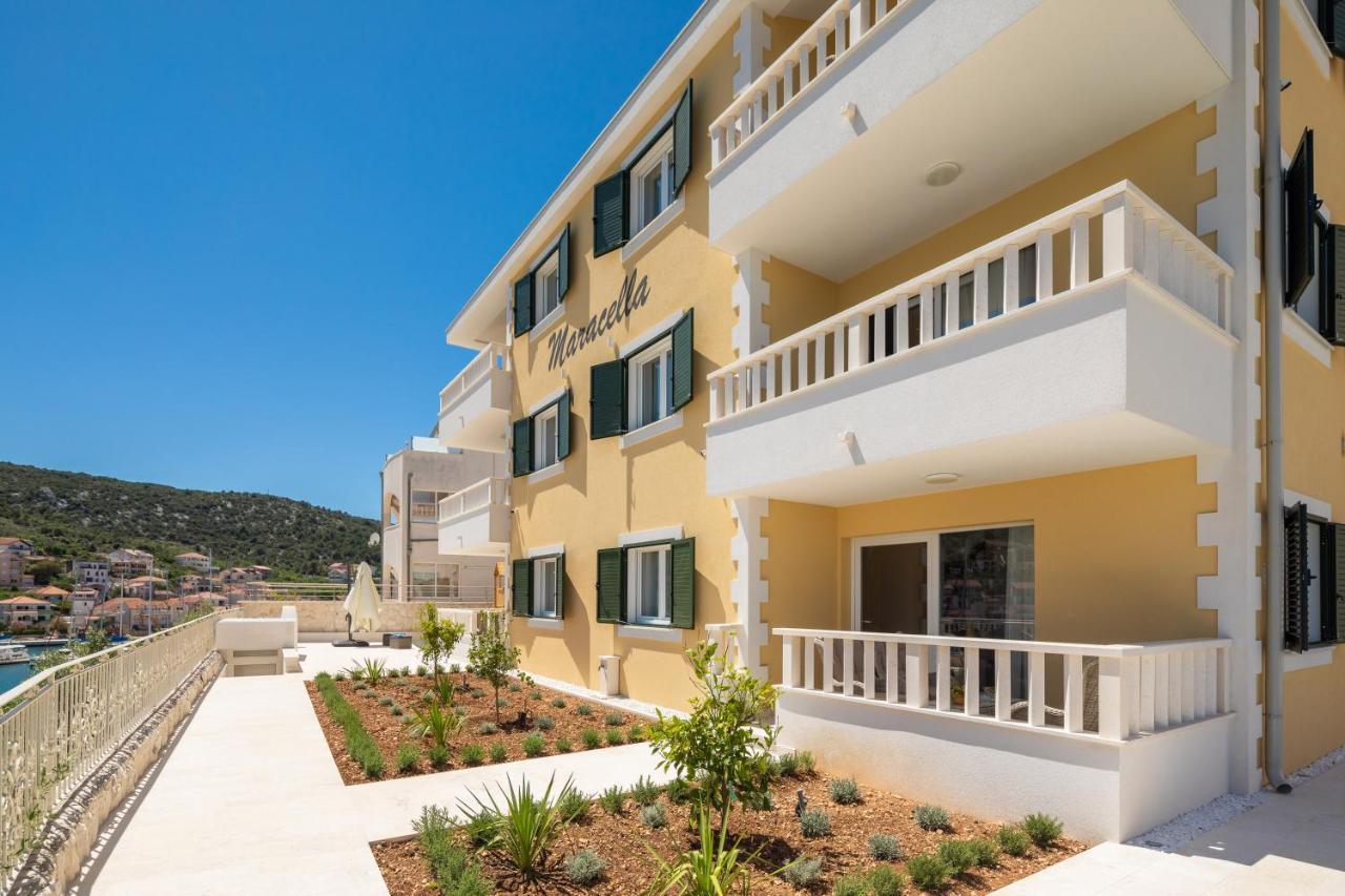 Apartments Villa Maracella Марина Экстерьер фото