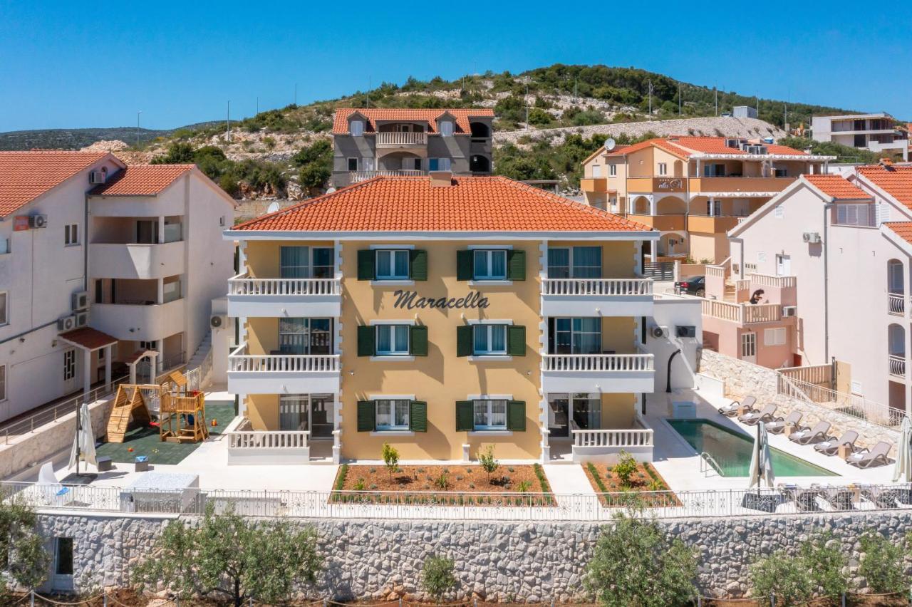 Apartments Villa Maracella Марина Экстерьер фото