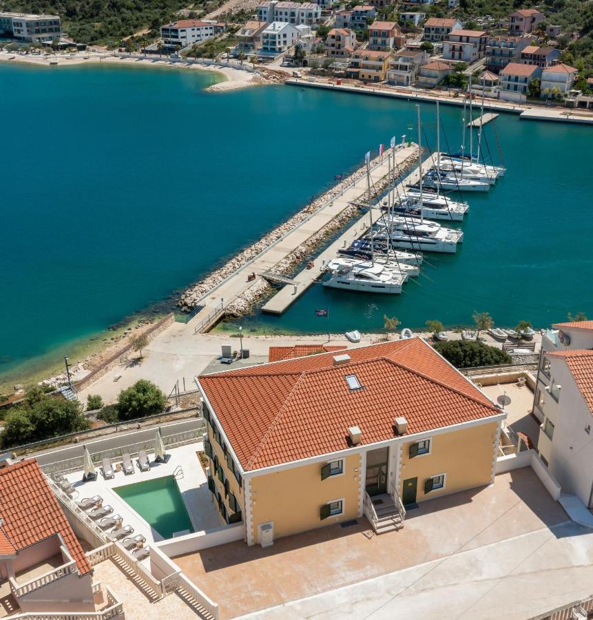 Apartments Villa Maracella Марина Экстерьер фото